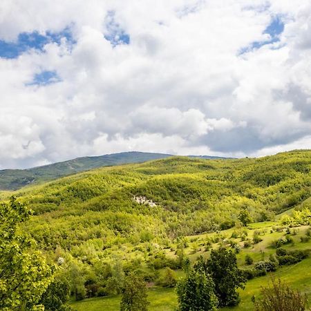 Nido D'Amore Nei Colori Dernice Buitenkant foto